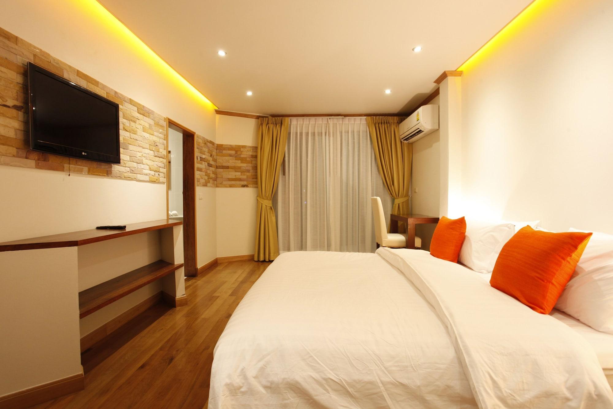 Casa Jip Guesthouse Patong Dış mekan fotoğraf