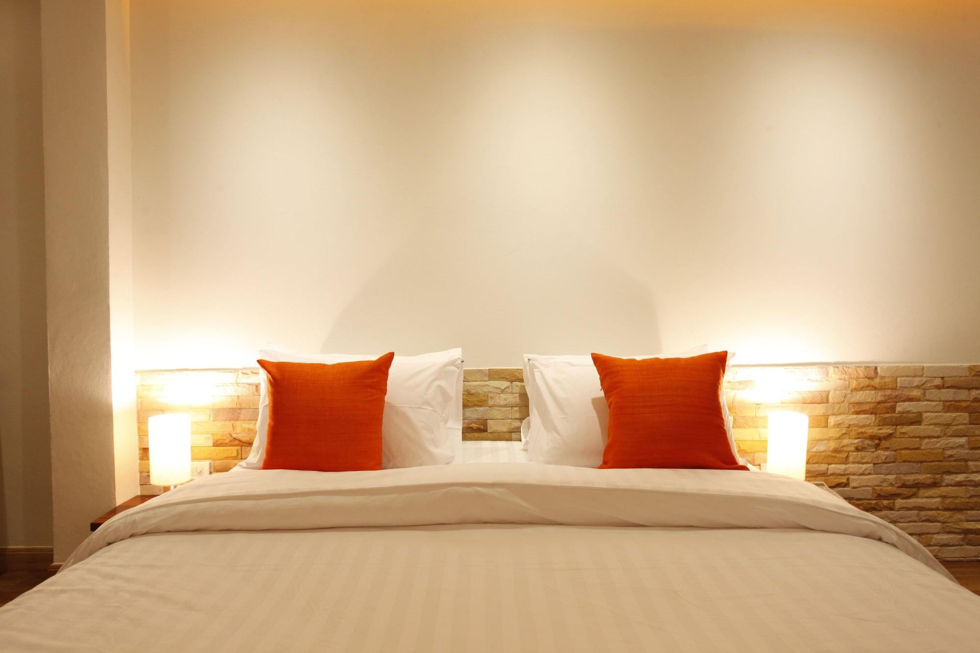 Casa Jip Guesthouse Patong Dış mekan fotoğraf