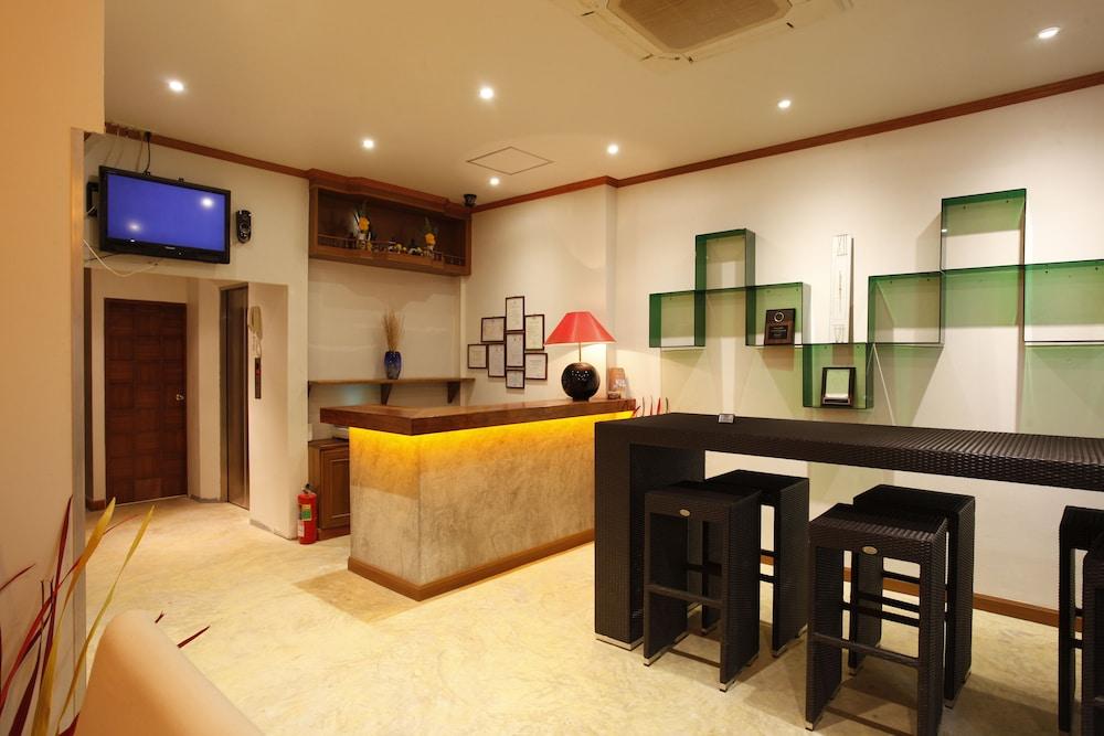 Casa Jip Guesthouse Patong Dış mekan fotoğraf