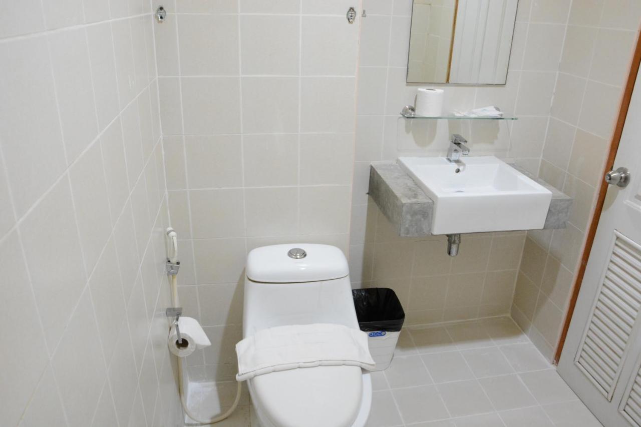 Casa Jip Guesthouse Patong Dış mekan fotoğraf