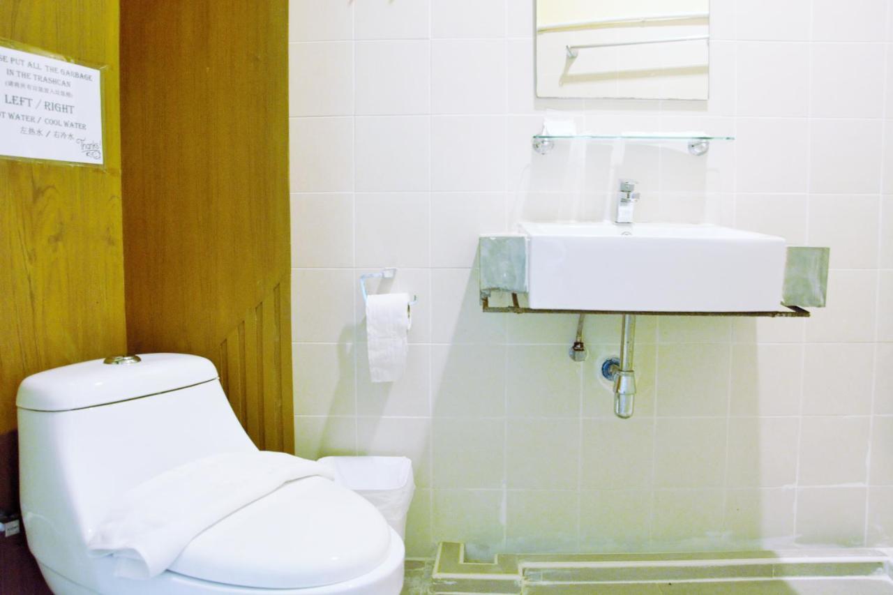 Casa Jip Guesthouse Patong Dış mekan fotoğraf